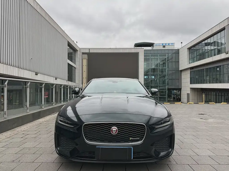 Jaguar XEL