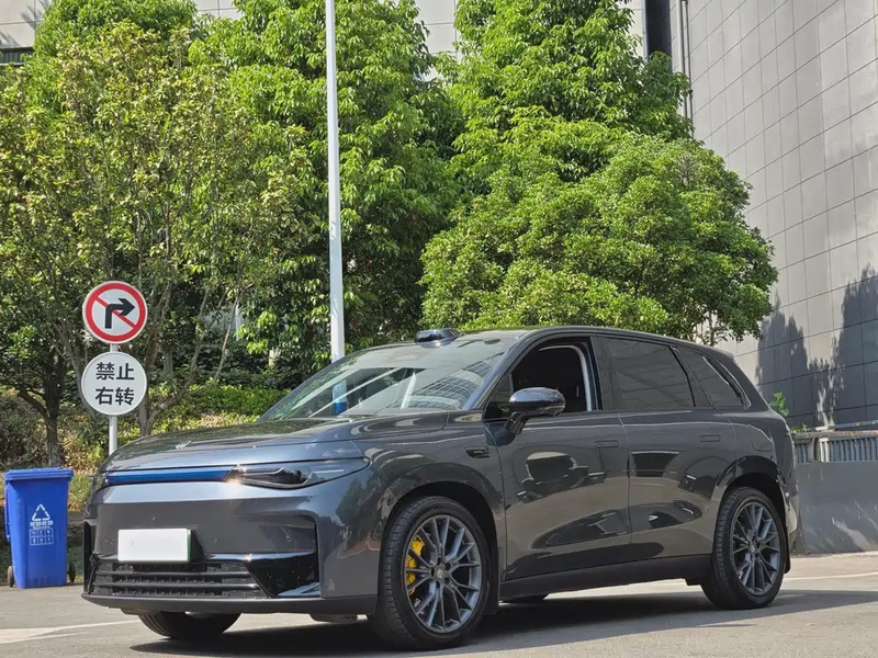 Leapmotor C10