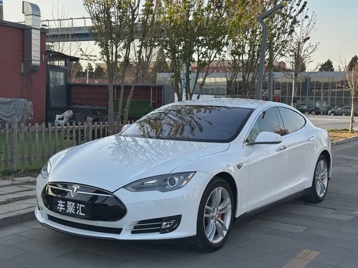 Tesla Model S 2015