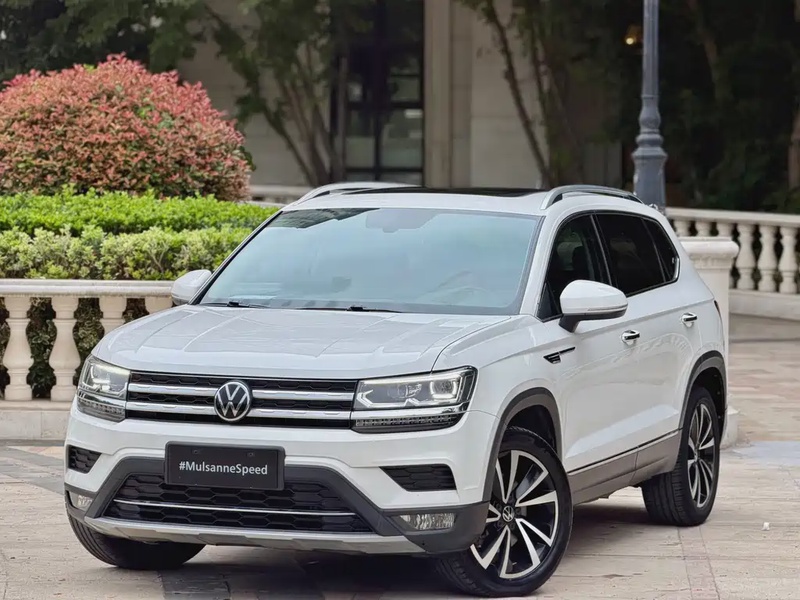 Volkswagen Tharu