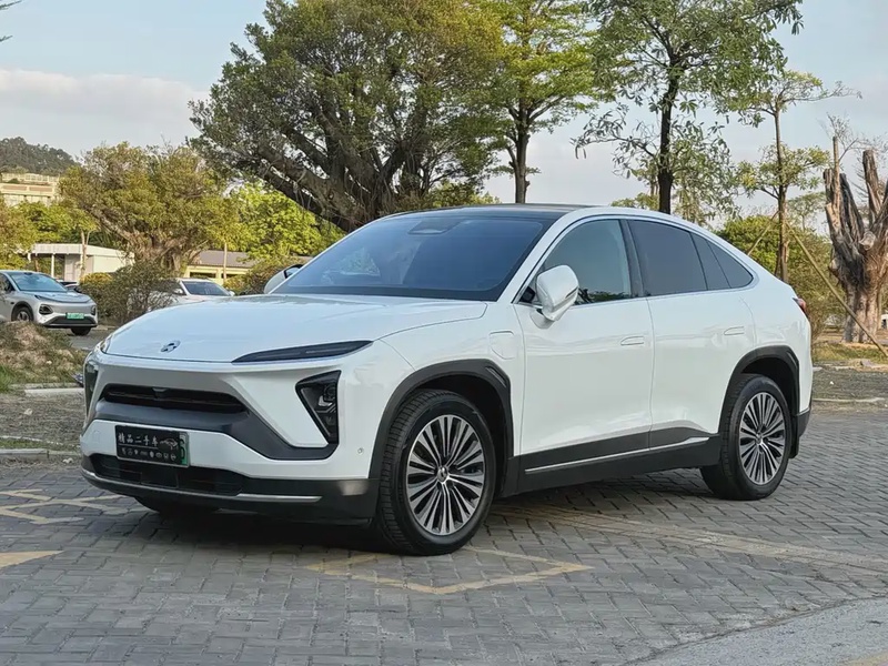 NIO ES6