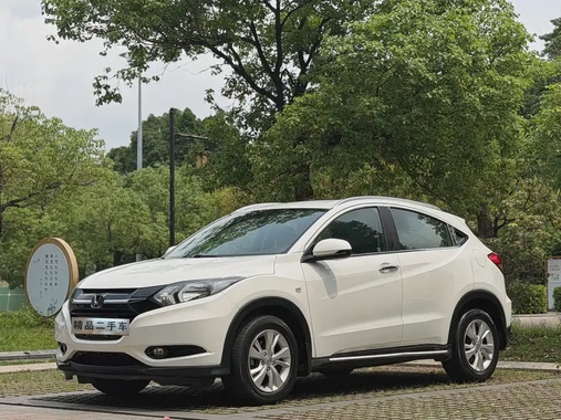 Honda Vezel 2016