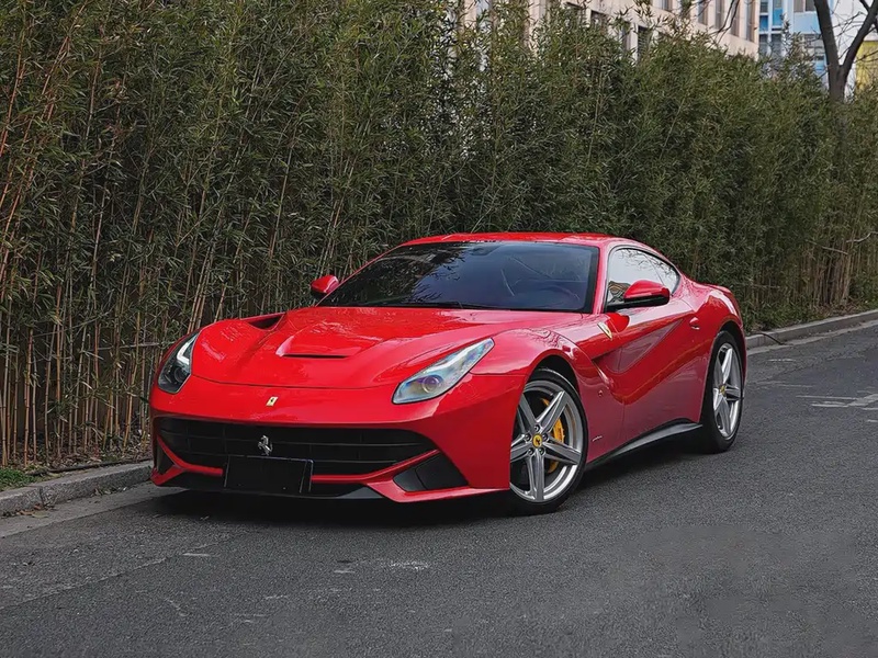 Ferrari F12