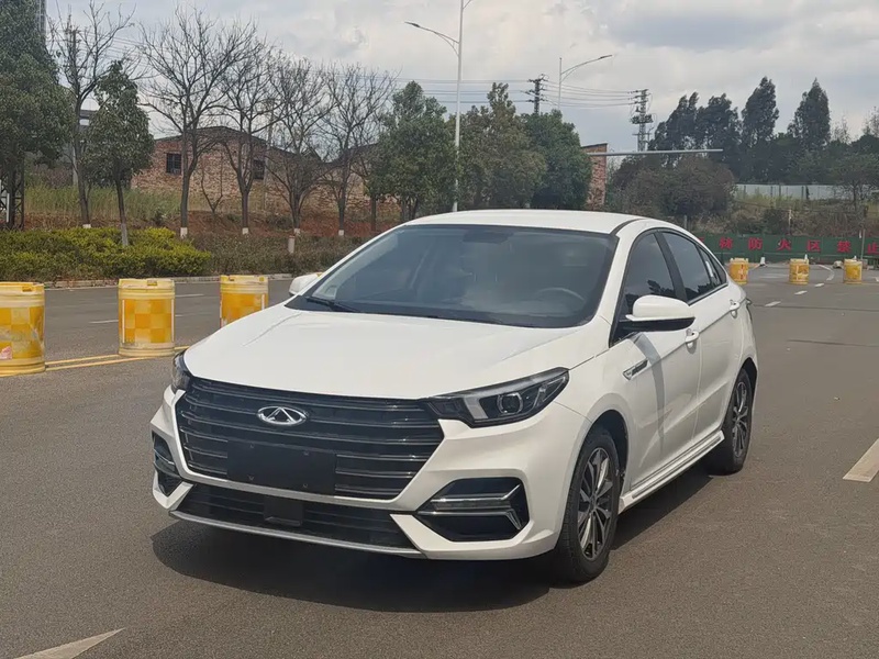 Chery Arrizo 5