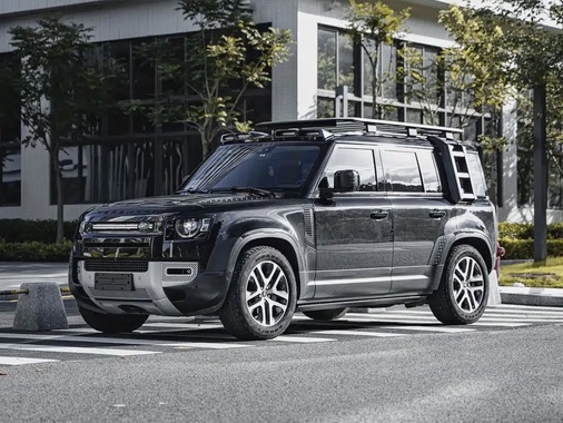 Land Rover Defender 2022