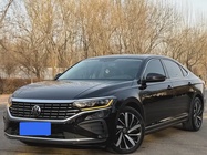 Volkswagen Passat 2025