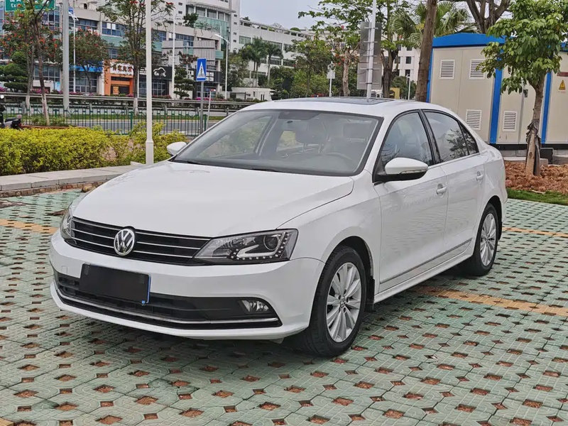 Volkswagen Sagitar