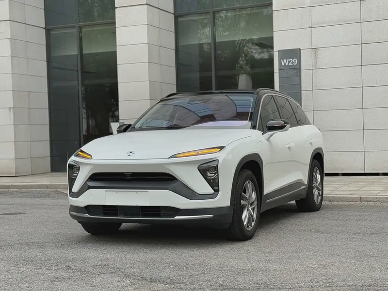 NIO ES6
