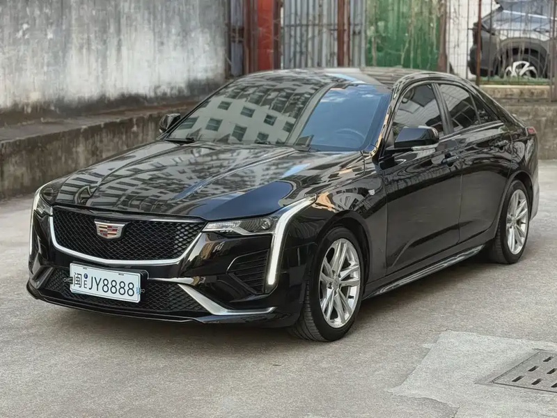 Cadillac CT4