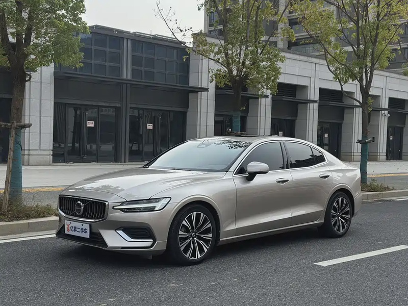 Volvo S60