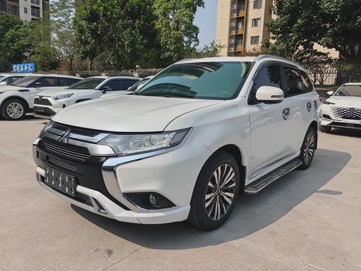 Mitsubishi Outlander 2021