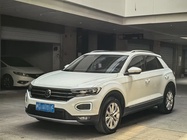 Volkswagen T-Roc 2023