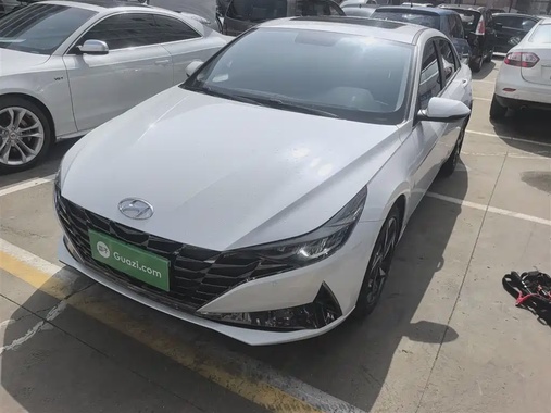 Hyundai Elantra 2023