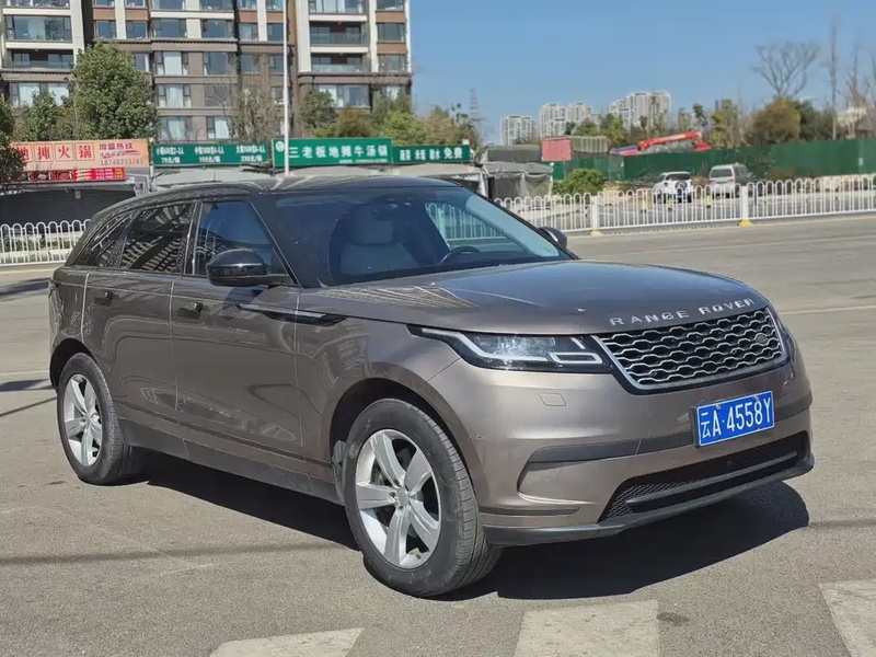 Land Rover Velar