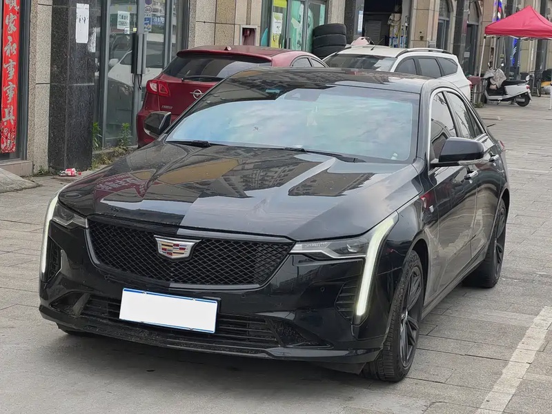 Cadillac CT4