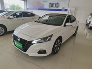 Nissan Teana 2022