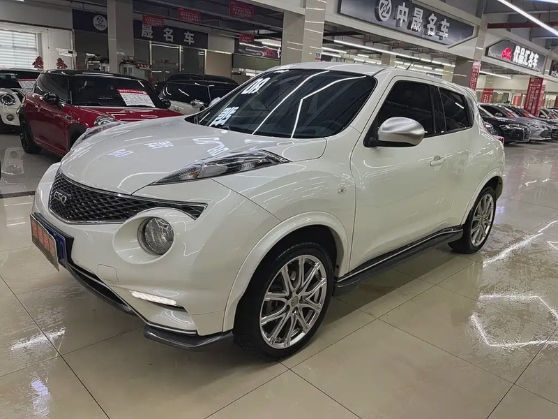 Infiniti ESQ