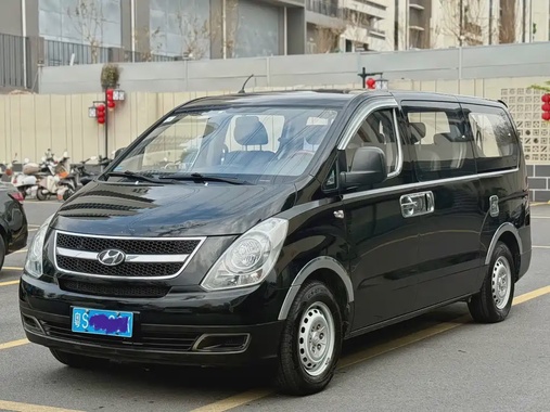 Hyundai H-1 2013