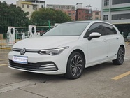 Volkswagen Golf 2024
