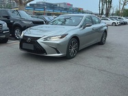 Lexus ES 2023