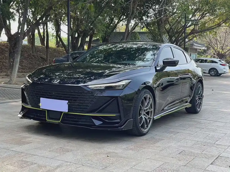 Changan UNI-V