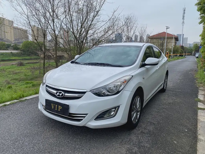 Hyundai Elantra