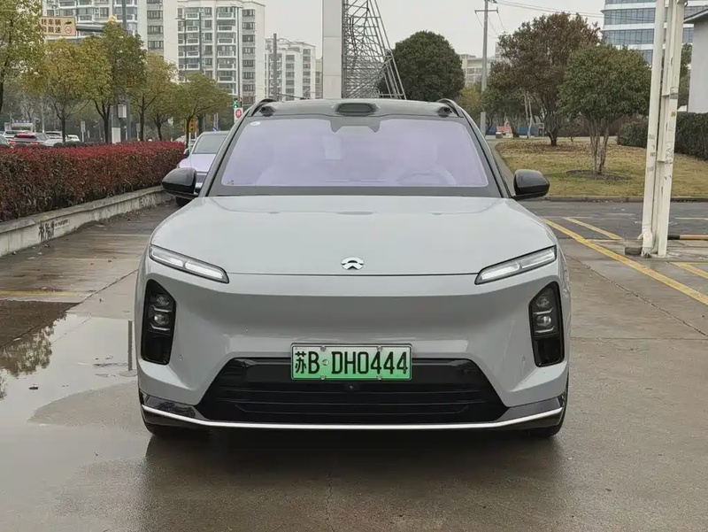 NIO ES6