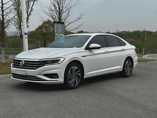 Volkswagen Sagitar 2022