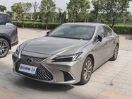 Lexus ES 2025