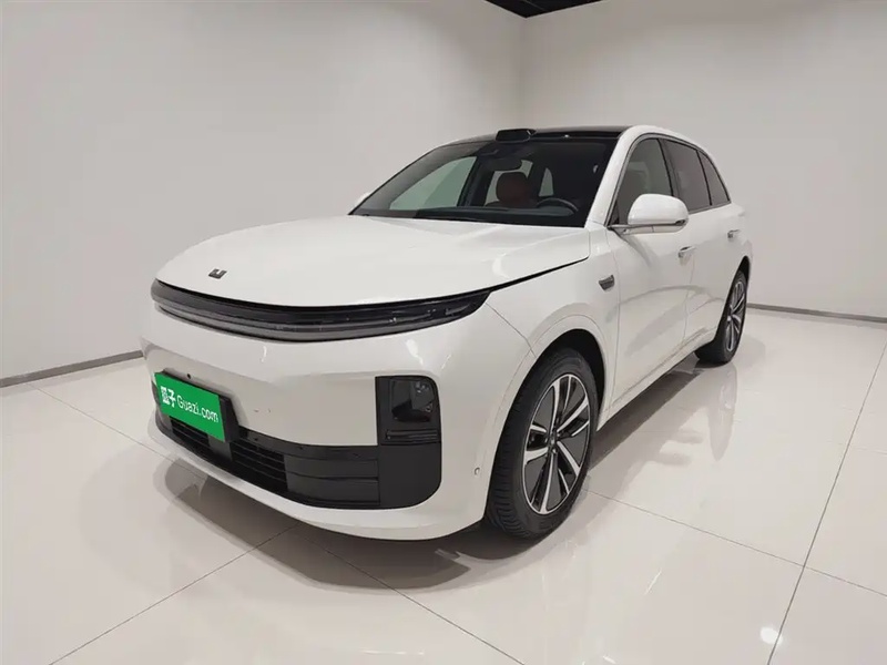Li Auto L6