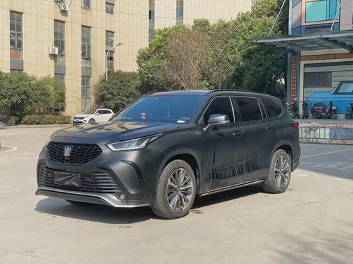 Toyota Crown Kluger 2024