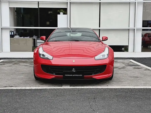 Ferrari GTC4Lusso 2018
