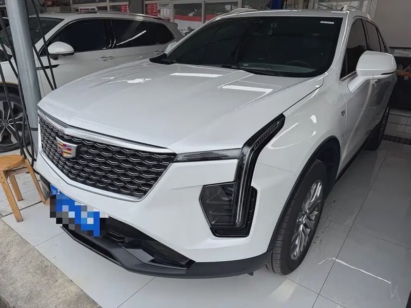 Cadillac XT4