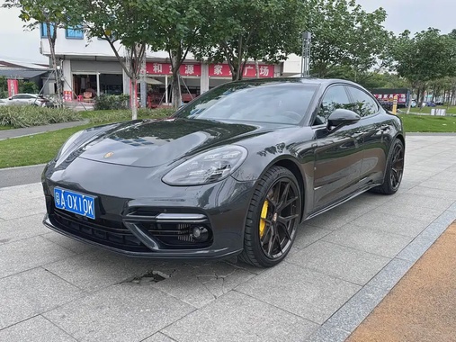 Porsche Panamera 2019