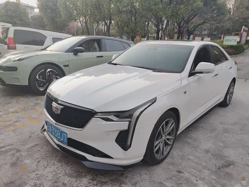 Cadillac CT4