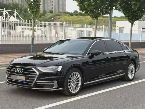 Audi A8 2021