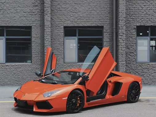 Lamborghini Aventador 2013