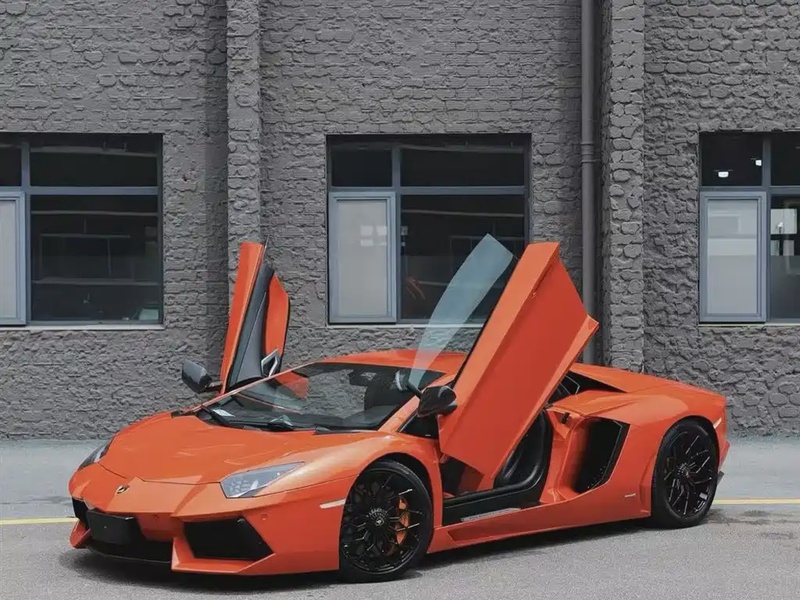 Lamborghini Aventador