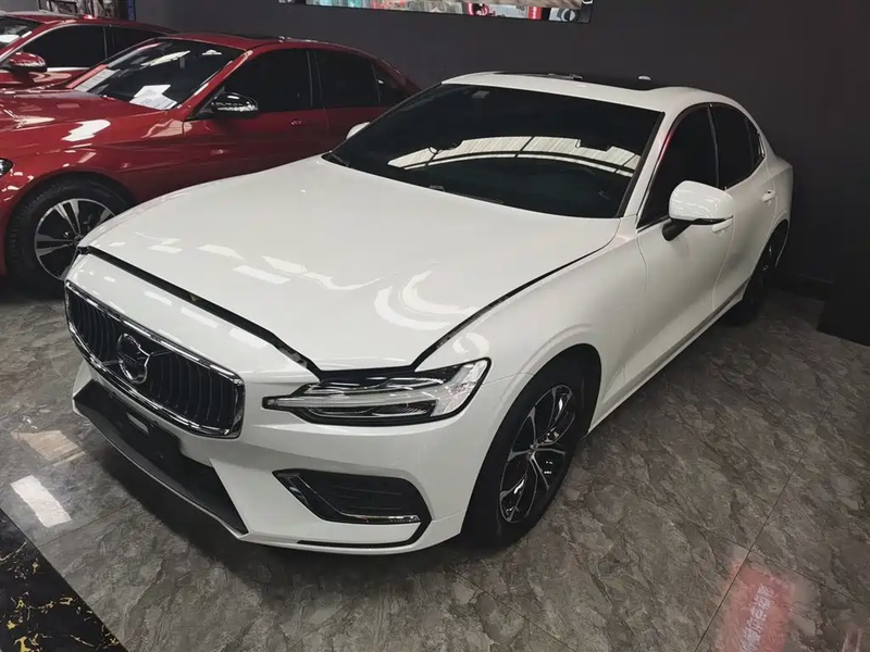 Volvo S60