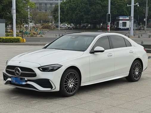Mercedes-Benz C-Class 2024