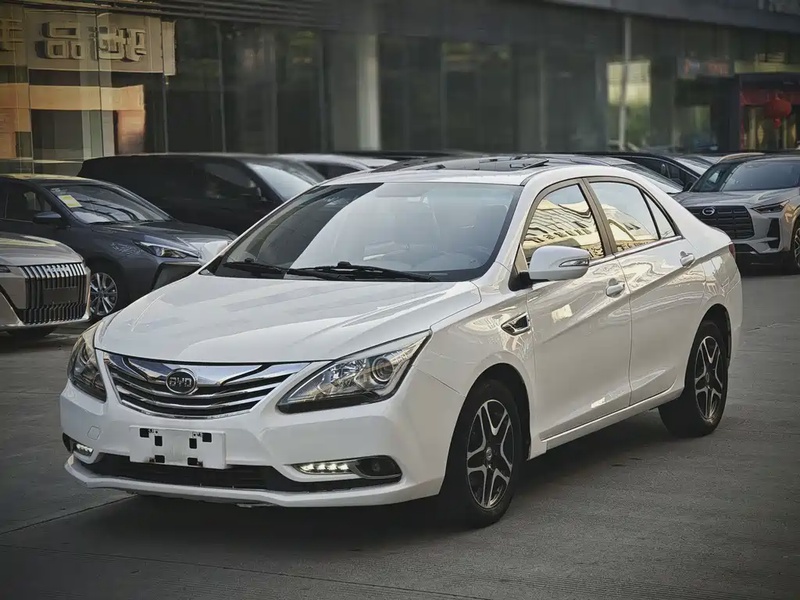 BYD G5