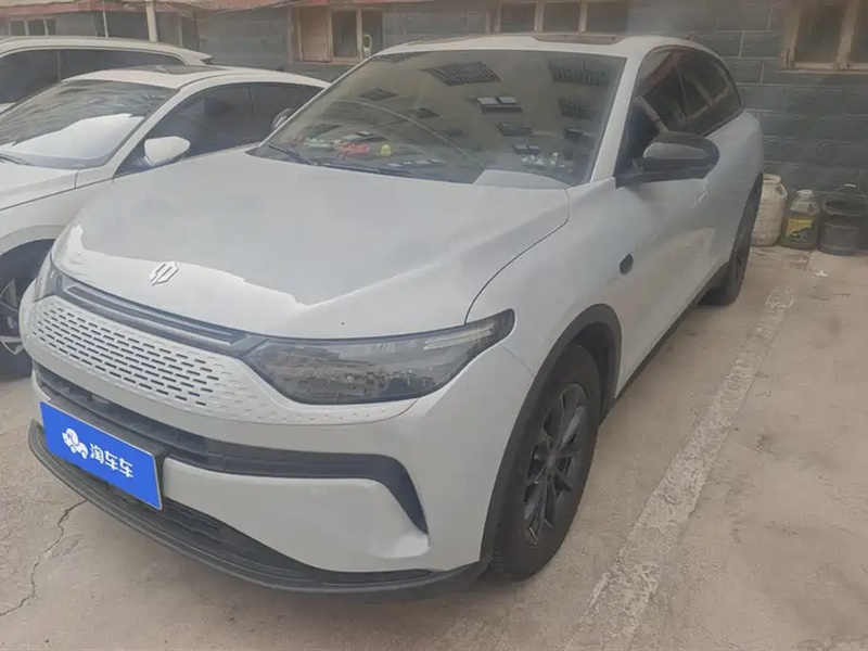 Leapmotor C11
