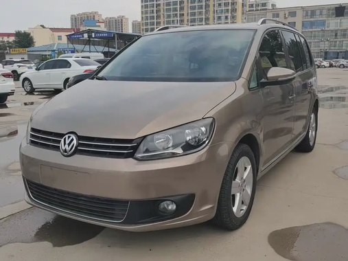 Volkswagen Touran 2015