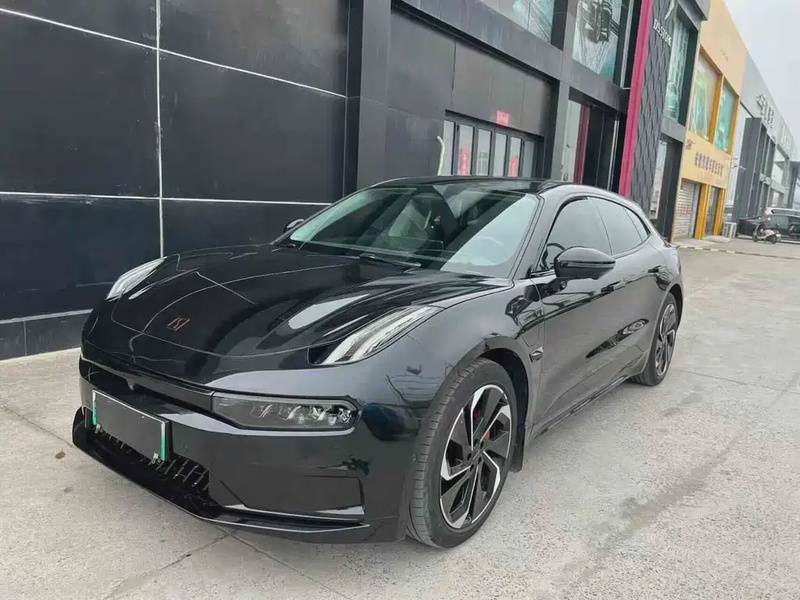 Zeekr 001