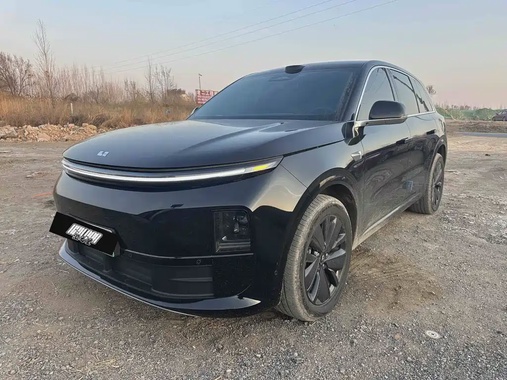 Li Auto L6 2025