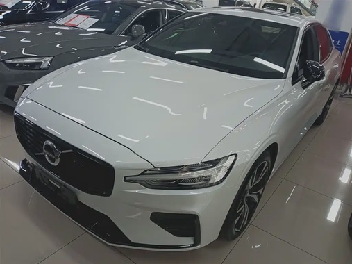 Volvo S60 2021