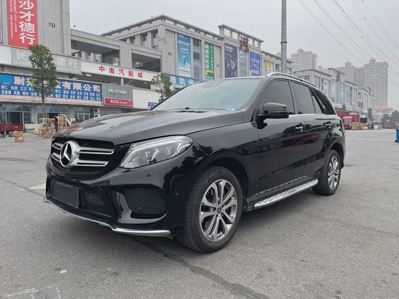 Mercedes-Benz GLE-Class