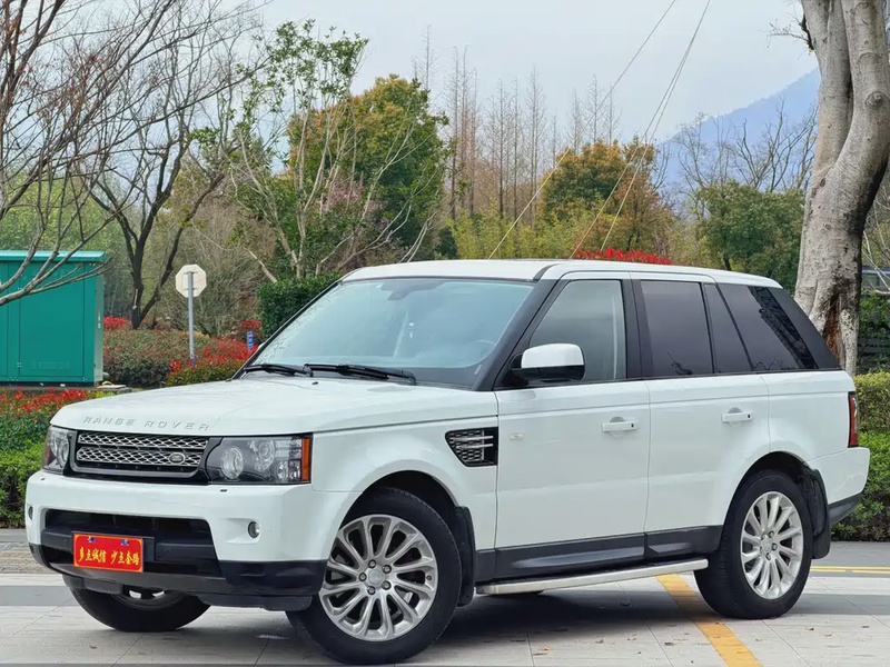 Land Rover Sport