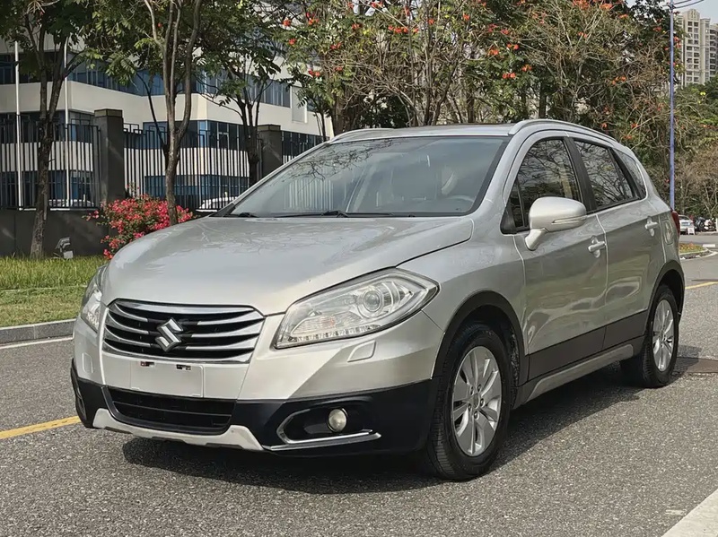 Suzuki S-Cross
