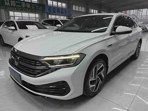 Volkswagen Sagitar 2022